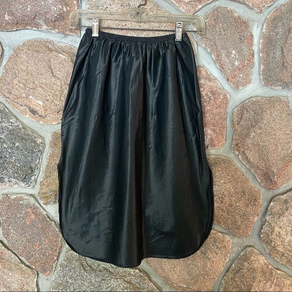Black vintage Kayser brand half slip. Made in Canada.